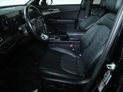 Used 2025 Kia Sportage X-Line w/ Premium Package AWD/4WD image 19