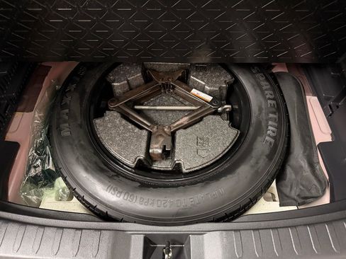 Used 2019 Toyota RAV4 Adventure AWD/4WD image 31