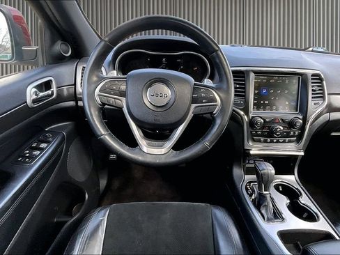 Used 2017 Jeep Grand Cherokee Altitude image 6