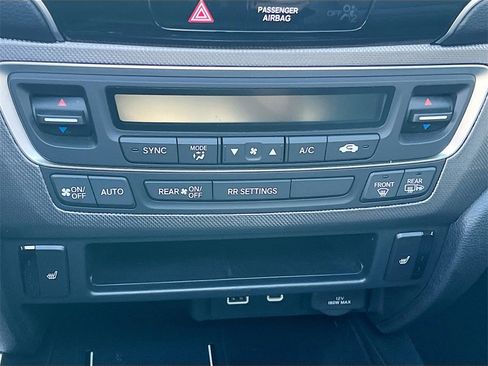 Used 2025 Honda Ridgeline RTL+ image 15