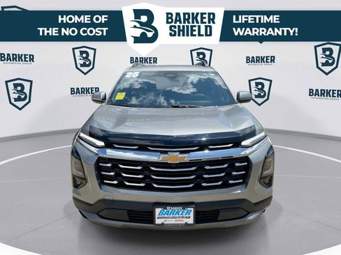 Used 2025 Chevrolet Equinox LT w/ Convenience Package II AWD/4WD image 4