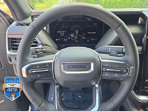 New 2026 GMC Yukon Denali AWD/4WD image 24