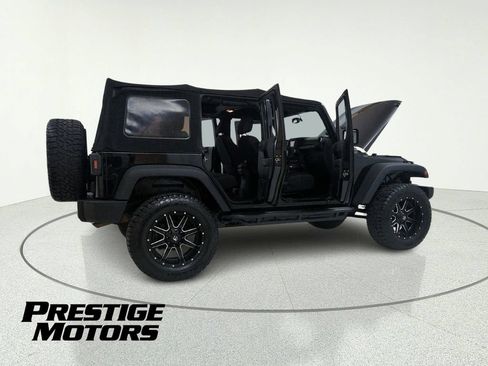 Used 2014 Jeep Wrangler Unlimited Sport w/ Quick Order Package 24S AWD/4WD image 14