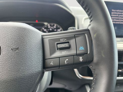 Certified 2025 Nissan Rogue SV AWD/4WD image 27