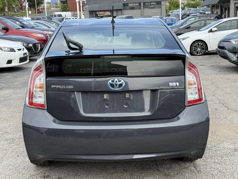Used 2013 Toyota Prius Two FWD image 10