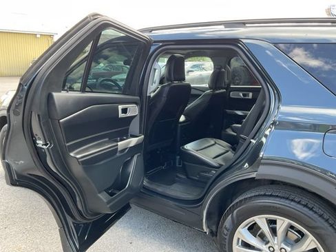 Used 2023 Ford Explorer XLT w/ Equipment Group 202A AWD/4WD image 56