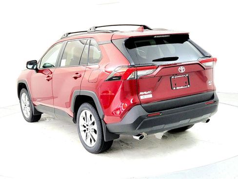 New 2025 Toyota RAV4 XLE Premium image 4