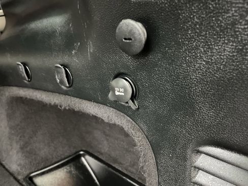 Used 2017 Jeep Grand Cherokee Limited w/ Trailer Tow Group IV image 28