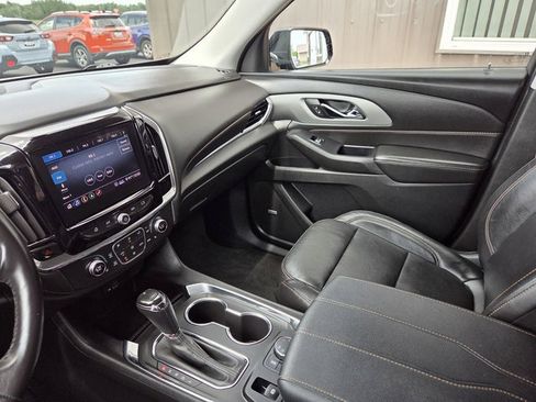 Used 2020 Chevrolet Traverse RS AWD/4WD image 24