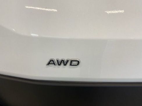 Used 2023 Ford Transit 250 Medium Roof AWD image 7