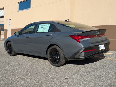 New 2026 Hyundai Elantra Sport image 7