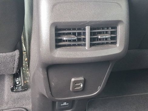 Certified 2024 Chevrolet Equinox RS w/ RS Leather Package FWD image 11