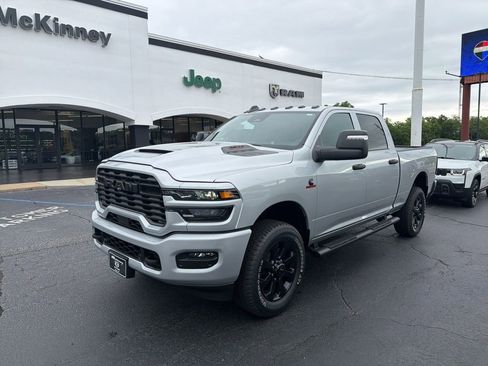 New 2026 RAM 2500 Tradesman AWD/4WD image 3