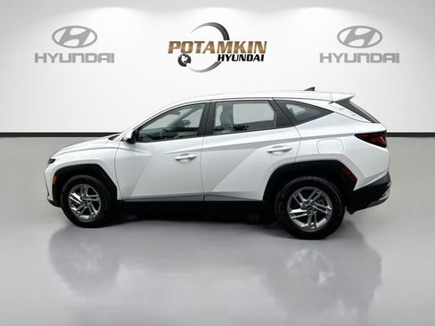 Used 2025 Hyundai Tucson SE FWD image 8