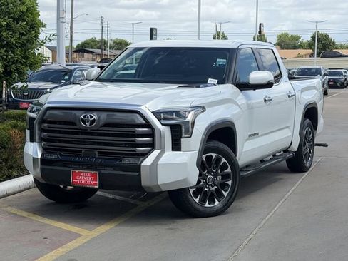 Used 2024 Toyota Tundra Limited AWD/4WD image 2
