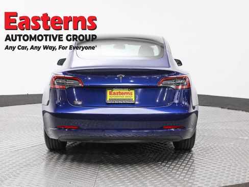 Used 2023 Tesla Model 3 Standard Range image 6