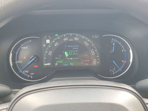 Used 2025 Toyota RAV4 XLE image 35