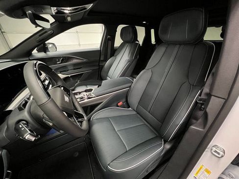 New 2025 Cadillac Lyriq Sport image 15