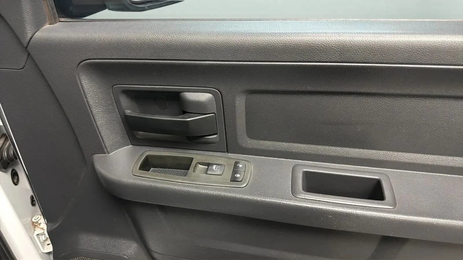 Used 2012 RAM 1500 Express RWD image 16