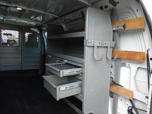 Used 2013 Ford E-250 and Econoline 250 w/ PWR Group image 13