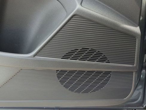 Certified 2025 Volkswagen Taos S FWD image 16