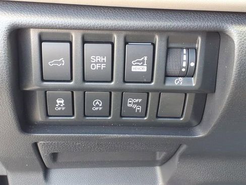 Used 2023 Subaru Forester Limited AWD/4WD image 27