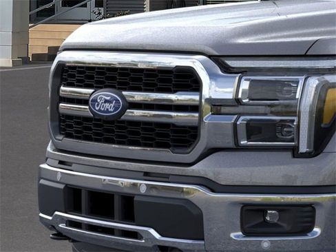 New 2025 Ford F150 Lariat w/ Equipment Group 502A High image 17