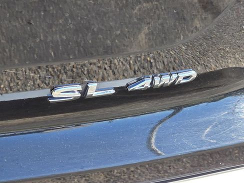 Used 2024 Nissan Pathfinder SL AWD/4WD image 39