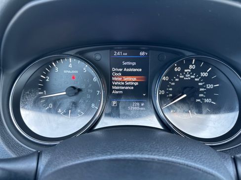 Used 2020 Nissan Rogue SV AWD/4WD image 25