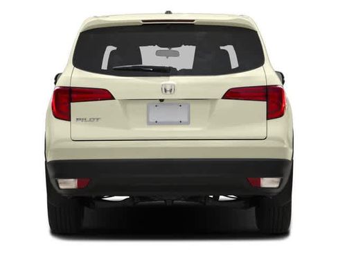 Used 2016 Honda Pilot EX image 5