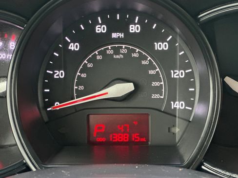 Used 2013 Kia Rio EX image 22