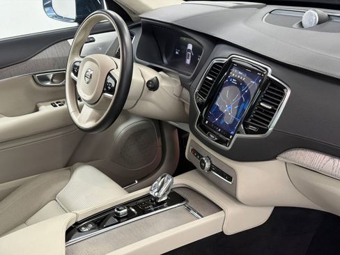 Used 2024 Volvo XC90 T8 Ultimate w/ Lounge Package AWD/4WD image 10