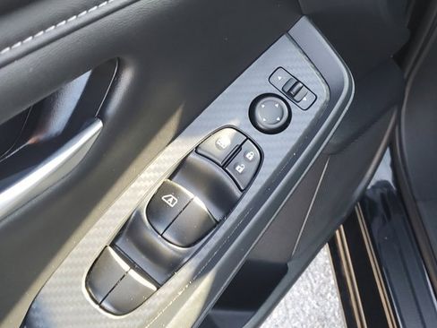 Certified 2025 Nissan Sentra SV w/ Trunk Package image 31