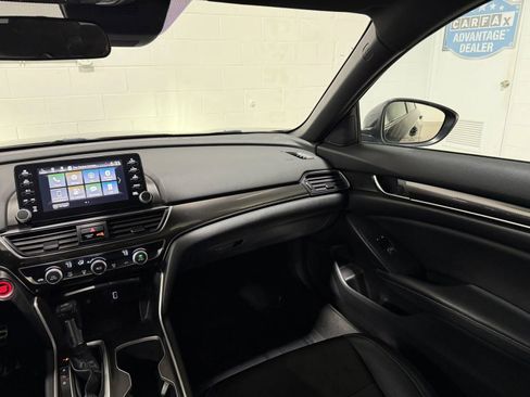 Used 2018 Honda Accord Sport image 20