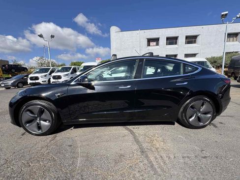 Used 2018 Tesla Model 3 RWD image 7