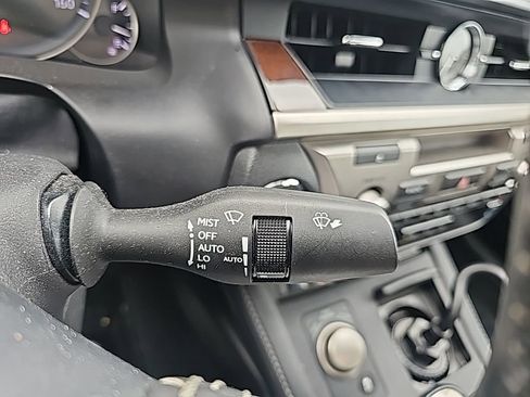 Used 2018 Lexus ES 350 w/ Luxury Package w/Wood Trim image 8