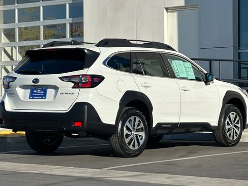 Used 2024 Subaru Outback Premium image 3