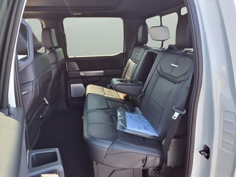 New 2026 Ford F350 Platinum w/ FX4 Off-Road Package image 17