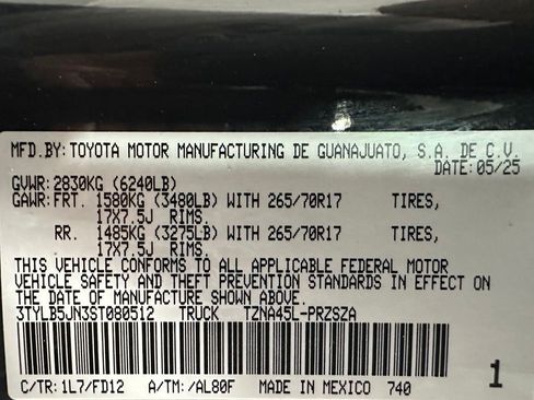 Used 2025 Toyota Tacoma TRD Off-Road AWD/4WD image 11