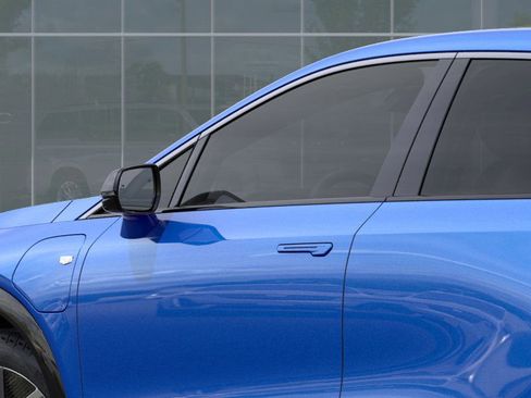 New 2025 Cadillac Optiq Luxury 1 image 12