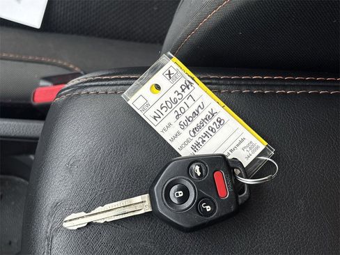 Used 2017 Subaru Crosstrek 2.0i Premium w/ Moonroof Package image 17