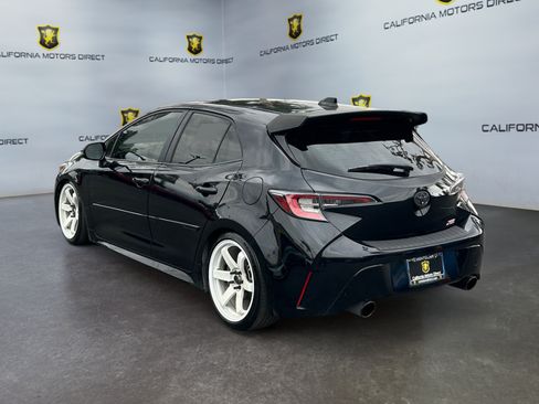 Used 2019 Toyota Corolla XSE w/ Carpet Mat Package FWD image 3
