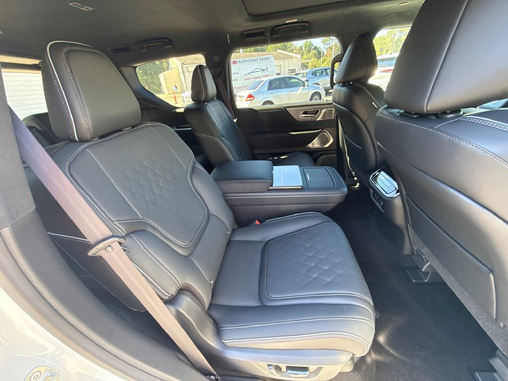New 2027 INFINITI QX80 Autograph w/ Premium Cargo Package AWD/4WD image 29