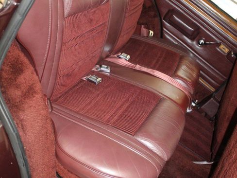 Used 1989 Jeep Grand Wagoneer image 95