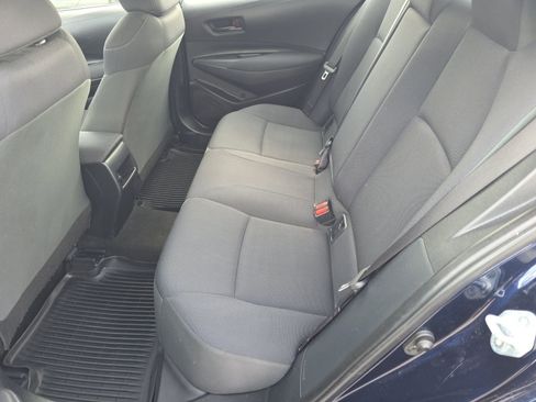 Used 2022 Toyota Corolla LE image 14