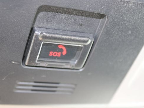 Used 2024 Toyota Camry SE FWD image 33
