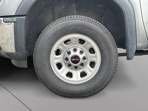 Certified 2024 GMC Sierra 2500 Pro w/ Convenience Package AWD/4WD image 9