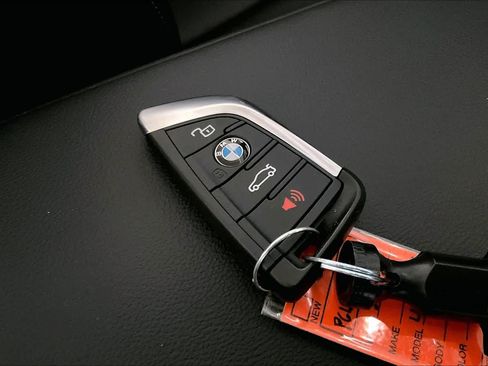 Used 2023 BMW M440i Convertible w/ Premium Package image 13