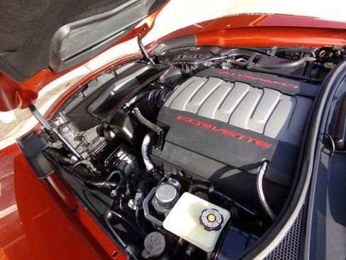 Used 2015 Chevrolet Corvette Stingray Coupe w/ 2LT Preferred Equipment Group image 11