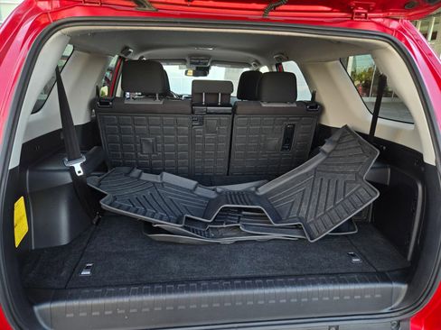 Certified 2021 Toyota 4Runner SR5 AWD/4WD image 22